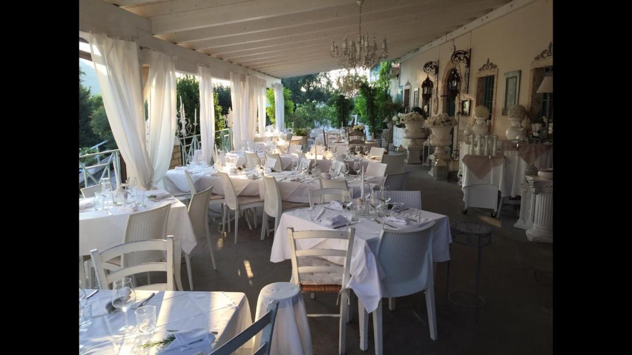 Gasthaus Relais Il Pigno Affi Exterior foto